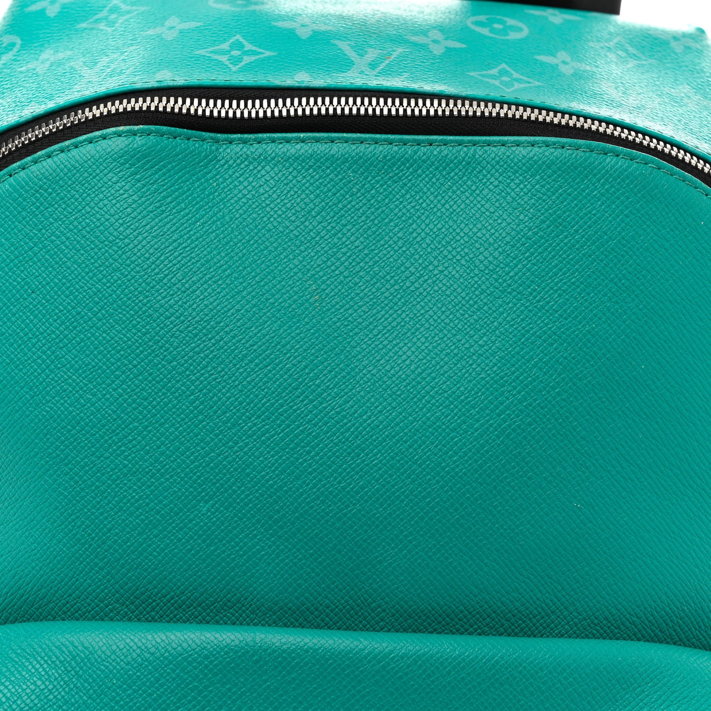 Taiga Monogram Discovery Backpack PM Vert