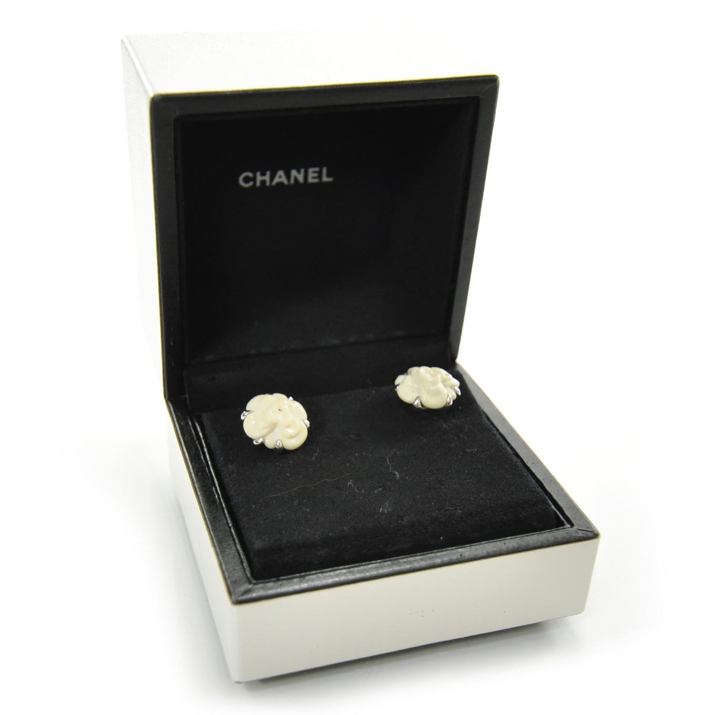 18k White Gold Agate Camellia Earrings