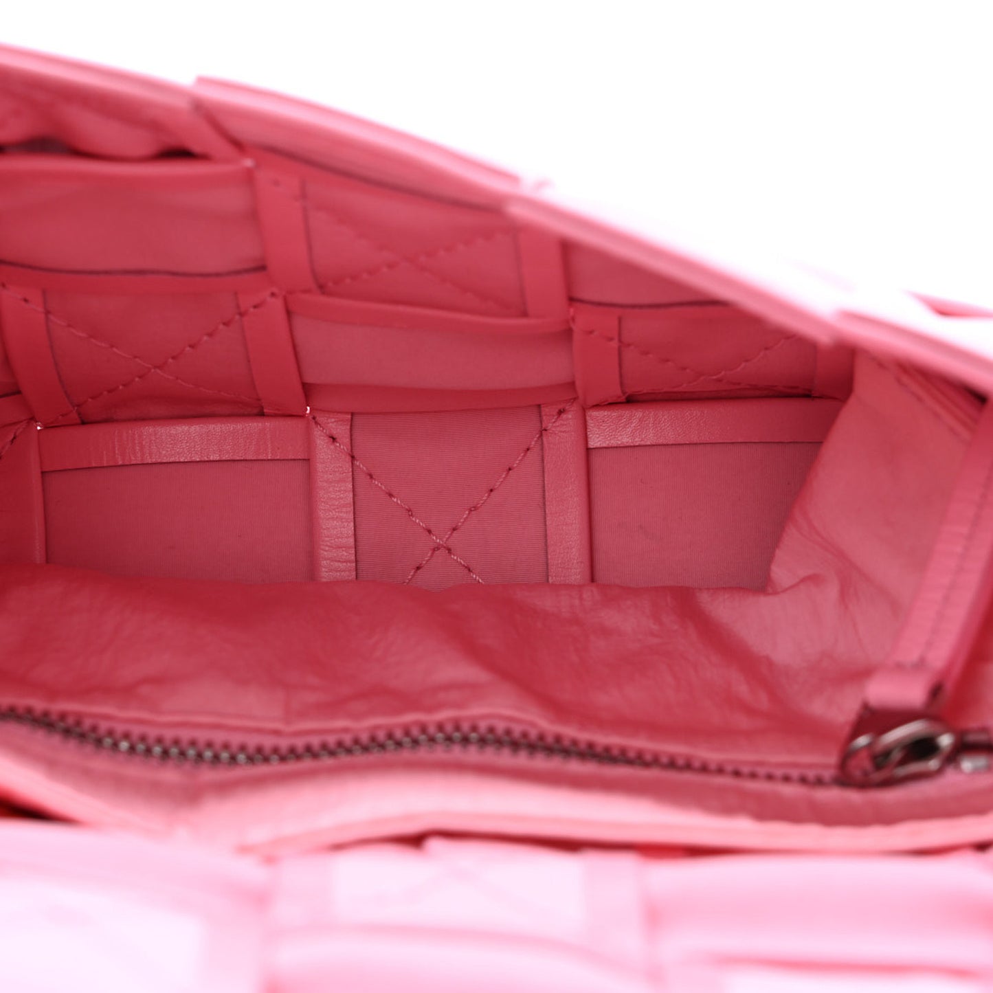 Paper Calfskin Maxi Intreccio Small Cassette Crossbody Bag Ribbon