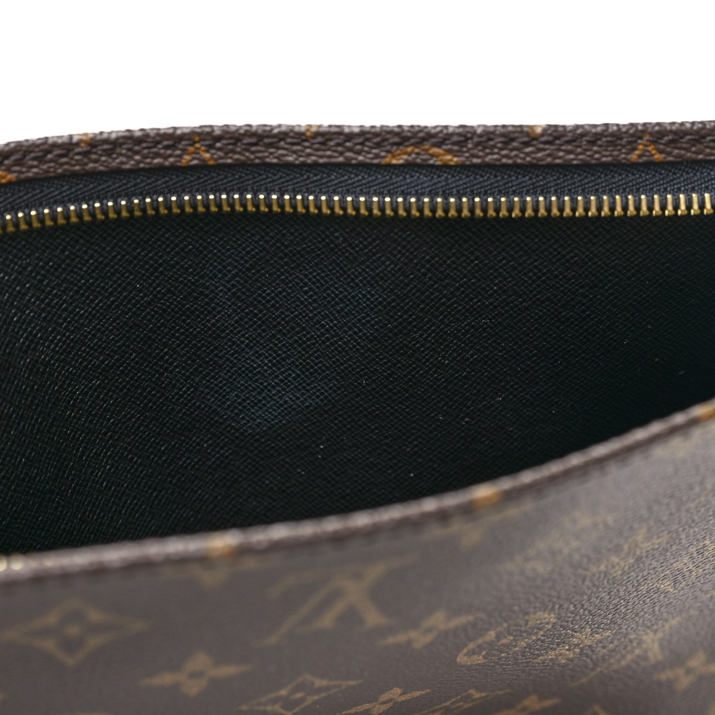 Monogram Poche Toilette NM