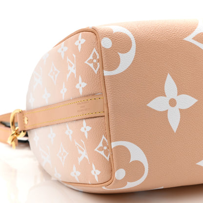 Louis Vuitton Monogram Giant By The Pool Speedy Bandouliere 25 Brume 8 of 9