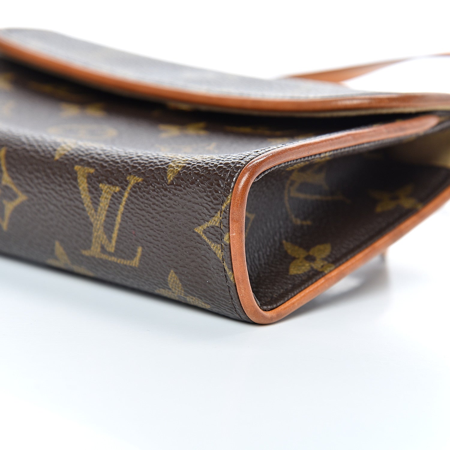 Louis Vuitton Monogram Pochette Florentine XS 9 of 17
