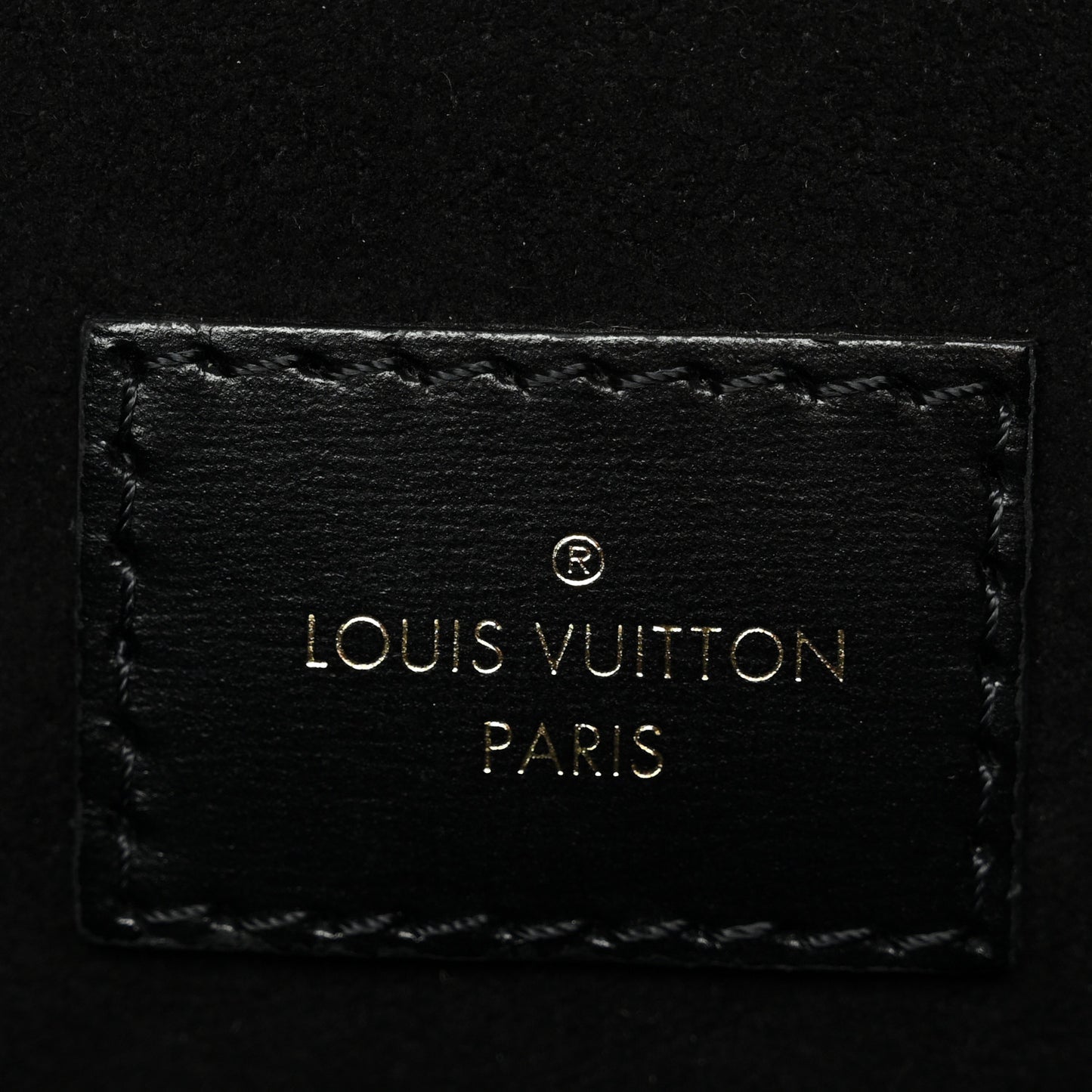 Reverse Monogram Pochette Metis