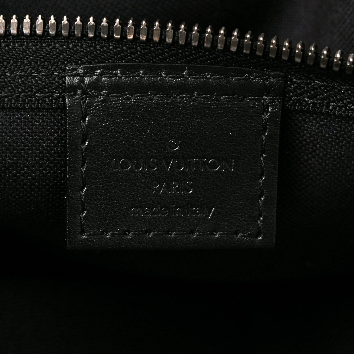 Louis Vuitton Monogram Eclipse Cabas Zippe GM Black 6 of 11