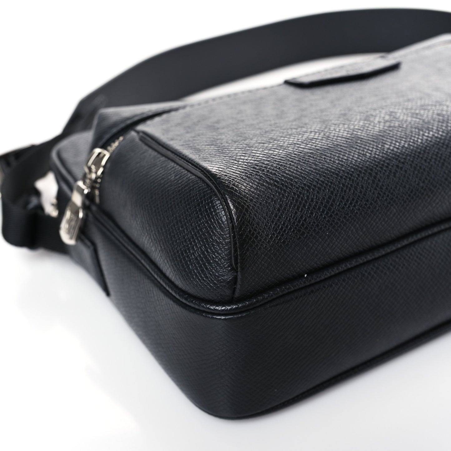 Taiga Outdoor Messenger PM Black