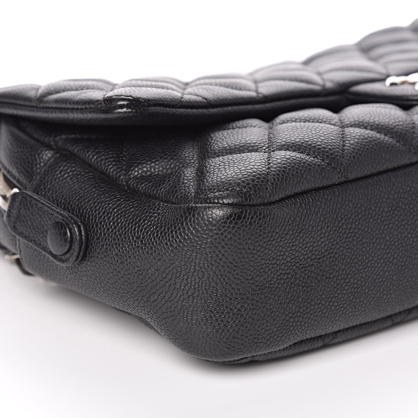 Caviar Quilted Jumbo Easy Flap Black