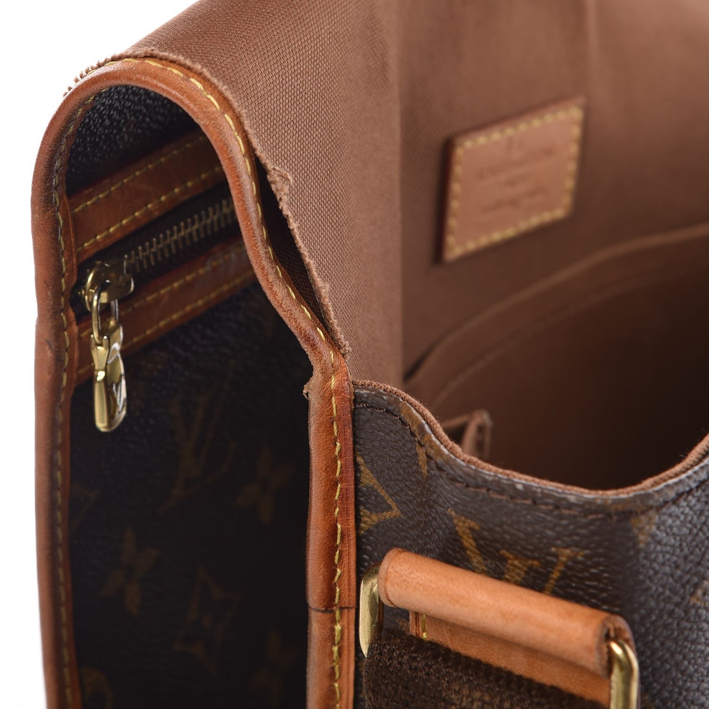 Monogram Bosphore PM Messenger