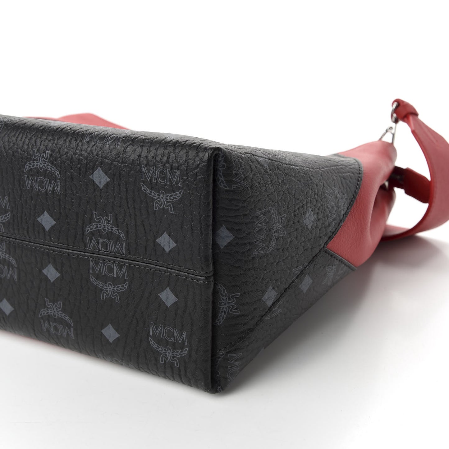 Visetos Medium Klara Hobo Red Black