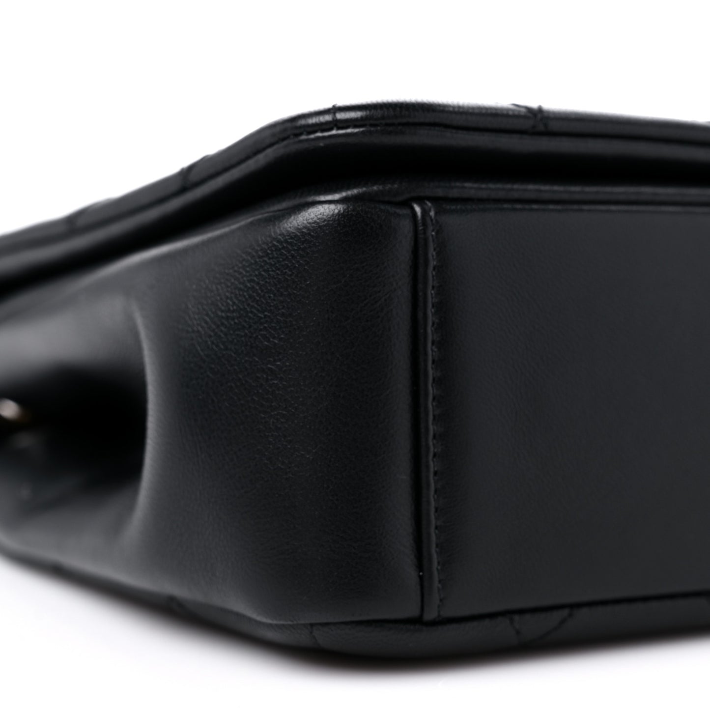 Lambskin Quilted Chain To Chain Flap Black