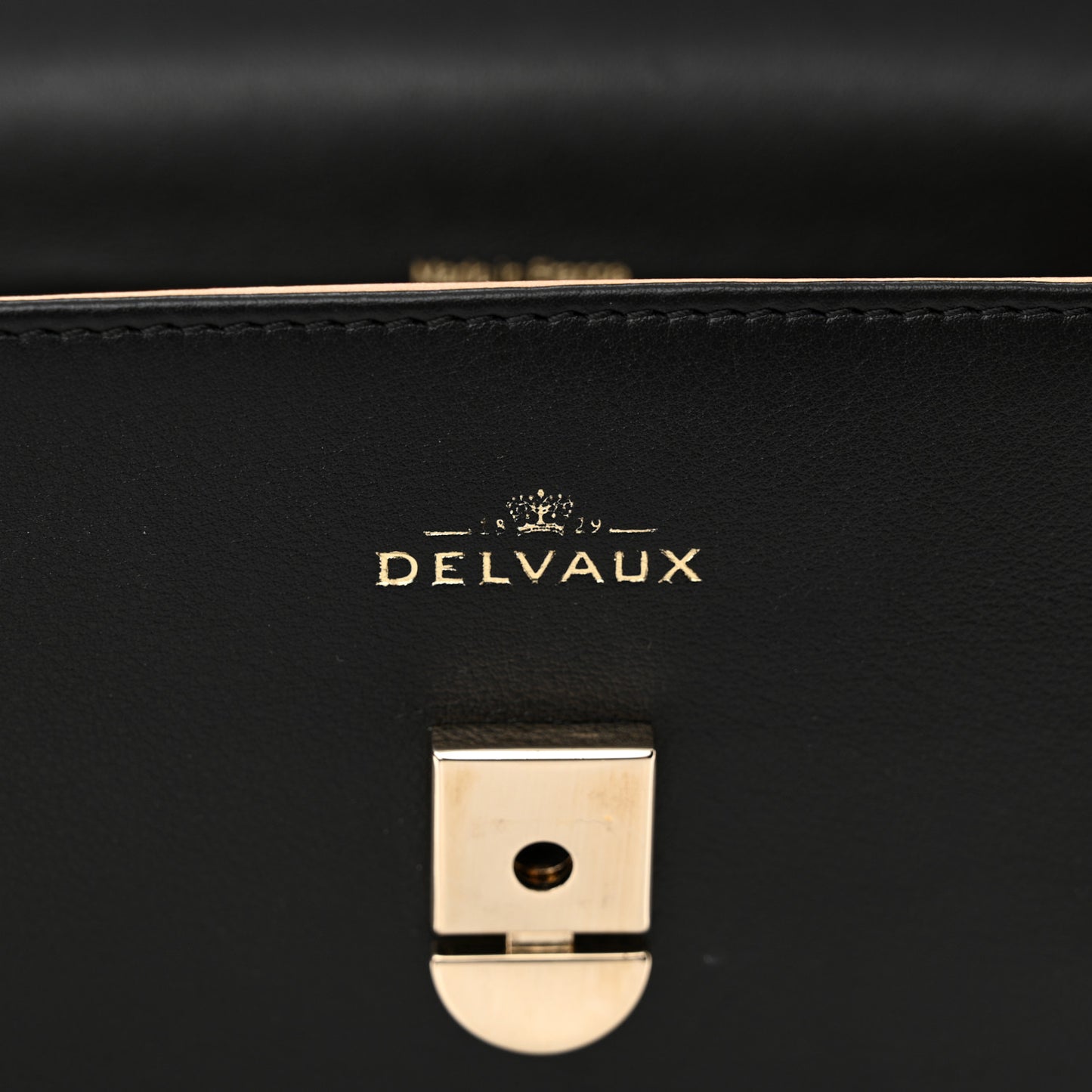 Calfskin MM Tempete Satchel Black
