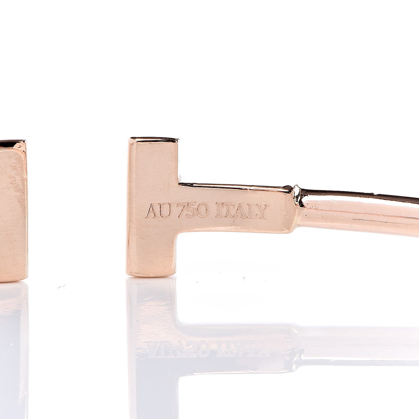 18K Rose Gold Narrow T Wire Bracelet