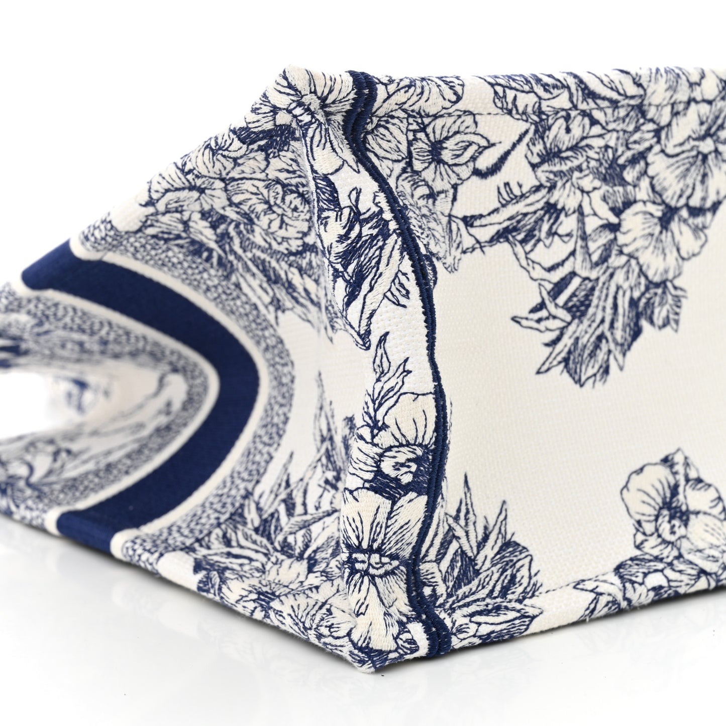 Canvas Embroidered Medium Reve d'Infini Book Tote Blue