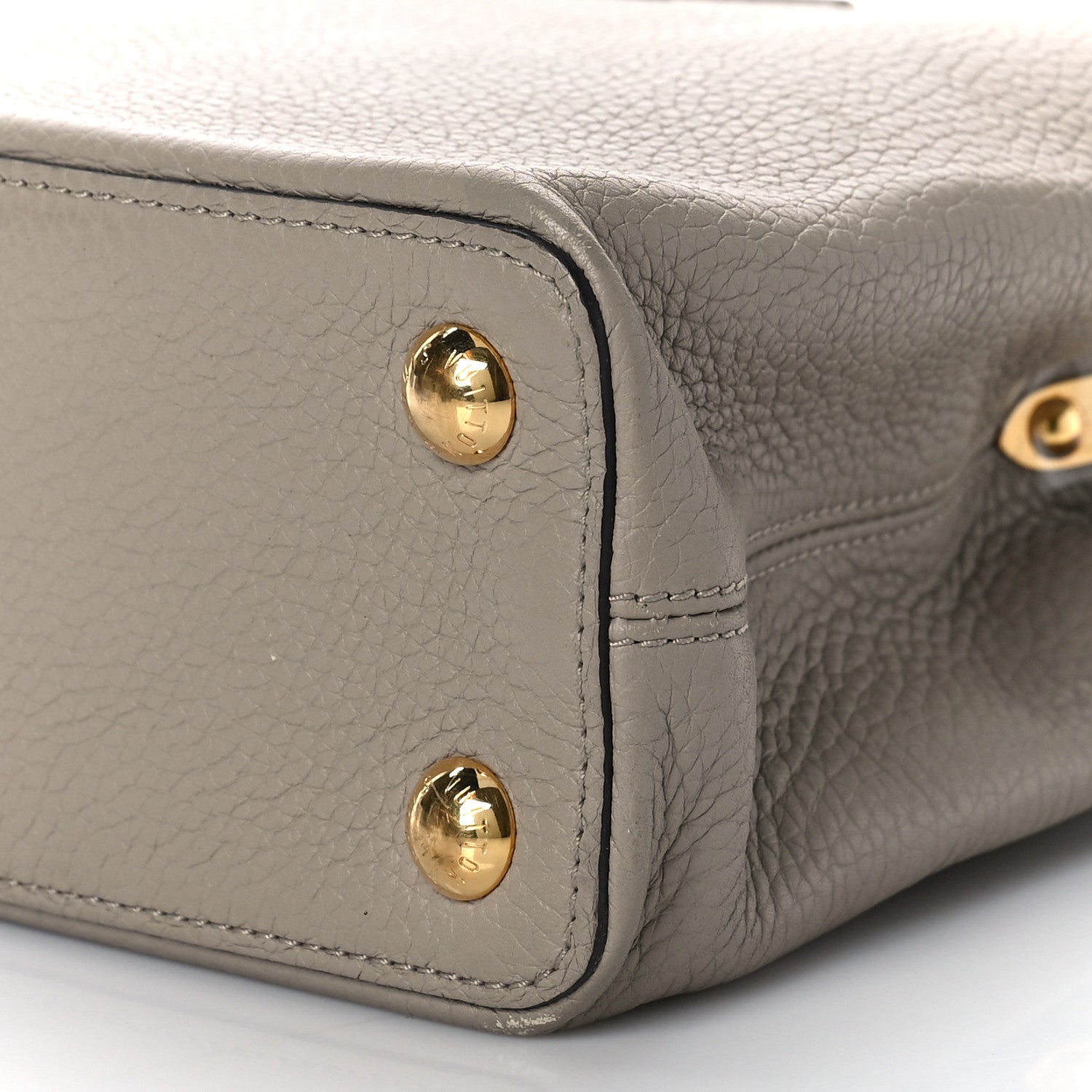 Louis Vuitton Taurillon Ayers Capucines BB Galet 8 of 8