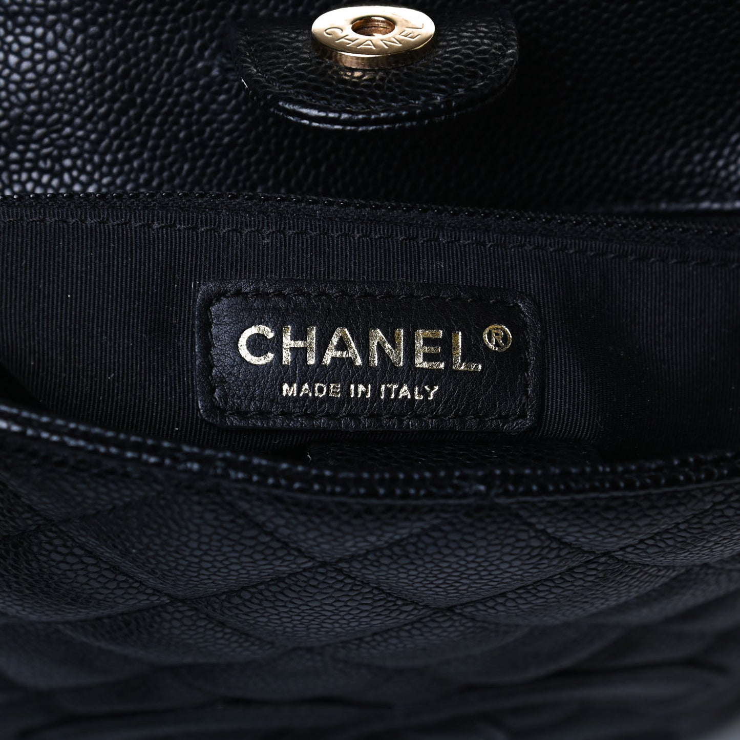 Caviar Quilted Petit Shopping Tote PST Black