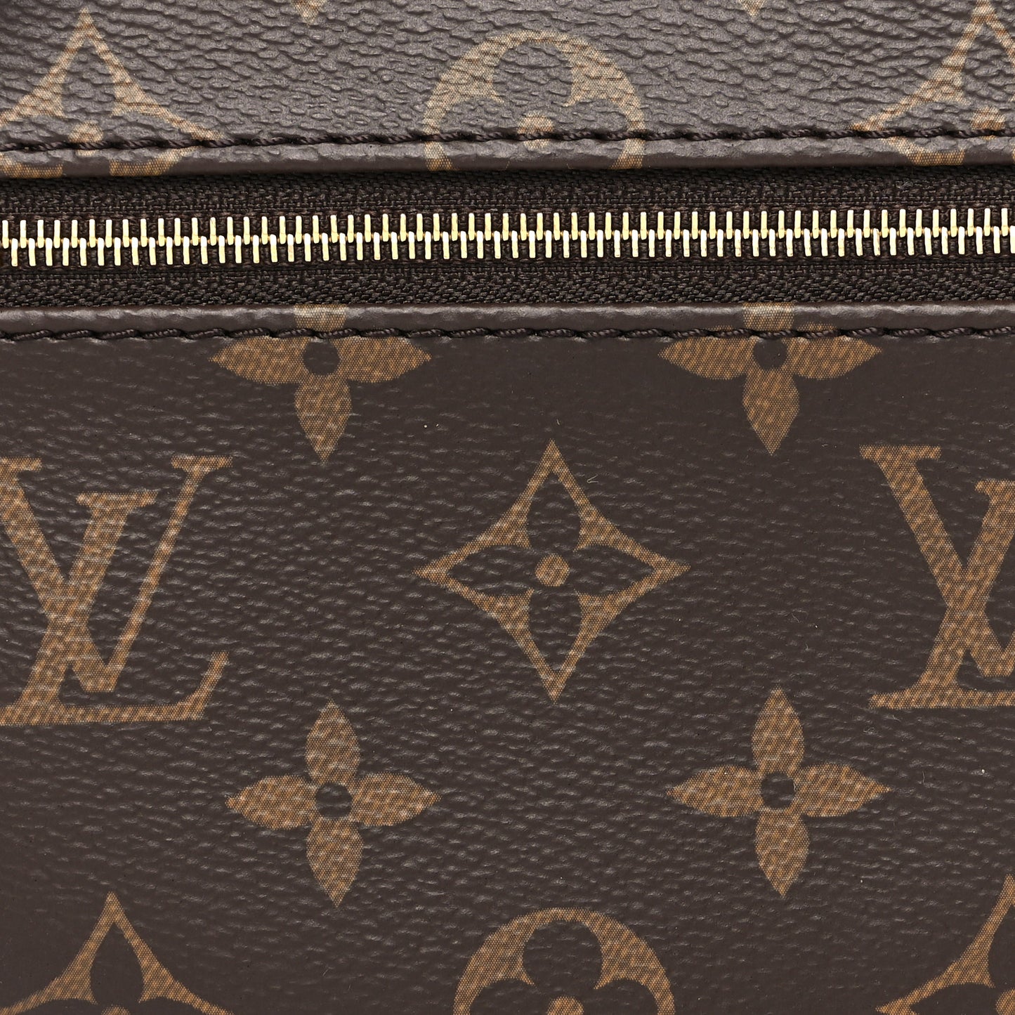 Monogram Loop