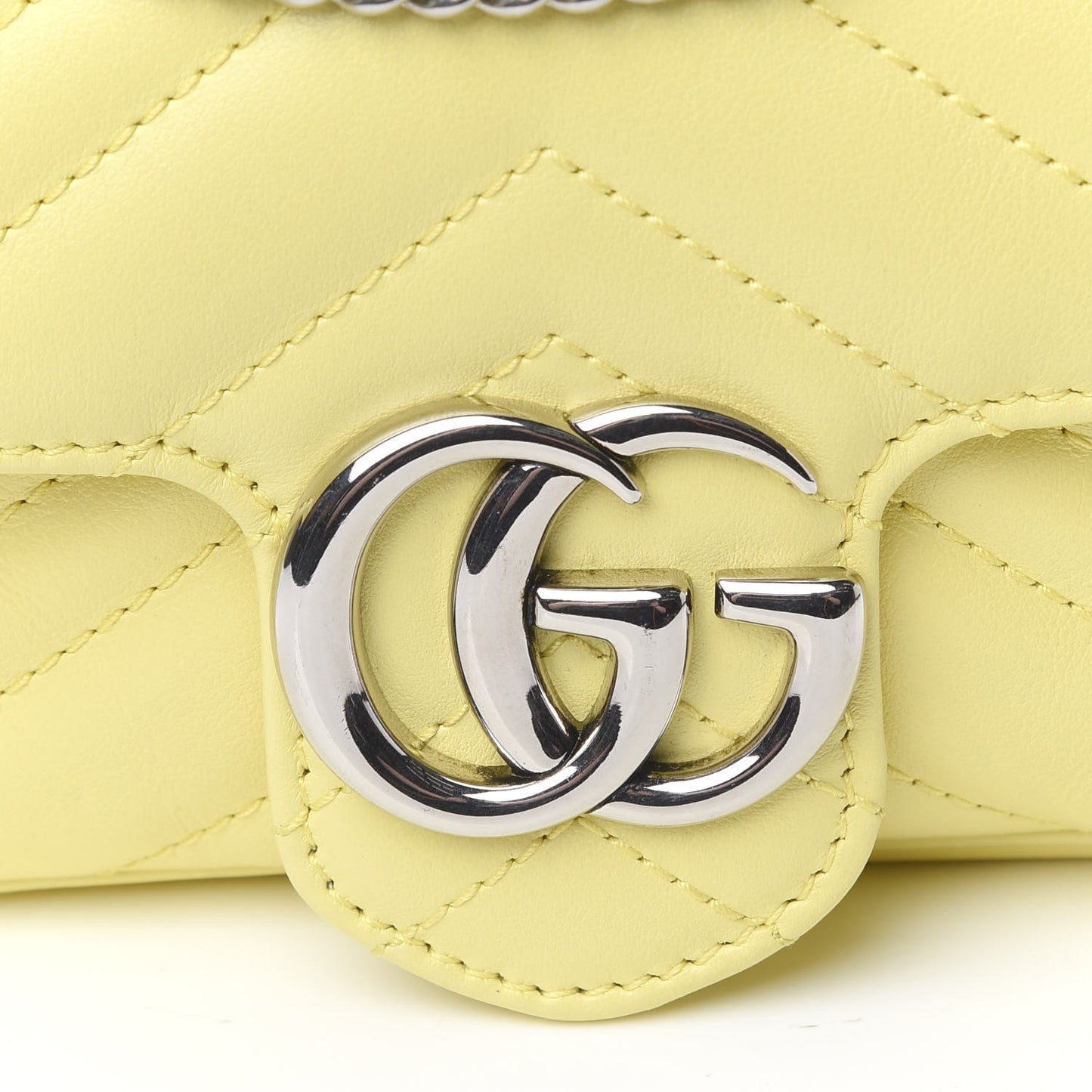 Calfskin Matelasse Super Mini GG Marmont Shoulder Bag Banana