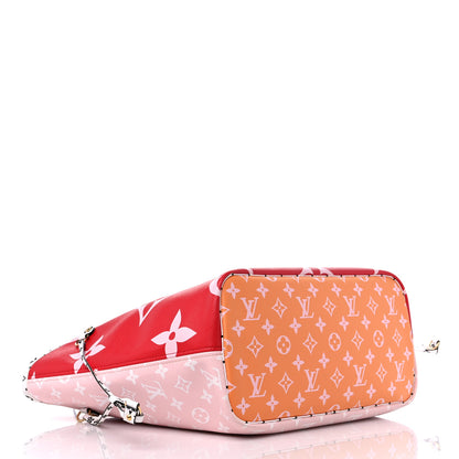 Louis Vuitton Monogram Giant Neverfull MM Rouge 5 of 14