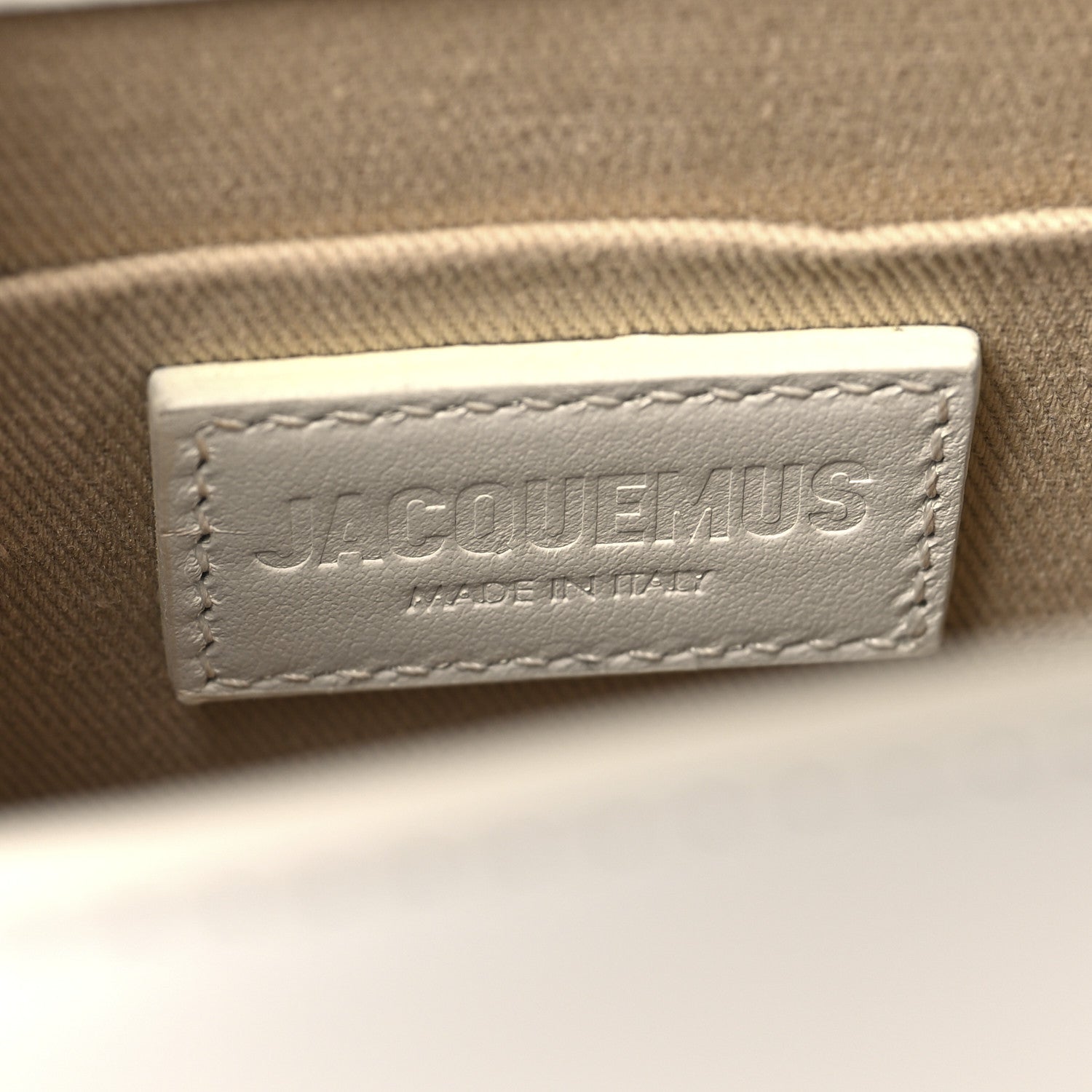 Jacquemus Smooth Calfskin Le Chiquito Moyen White 6 of 13