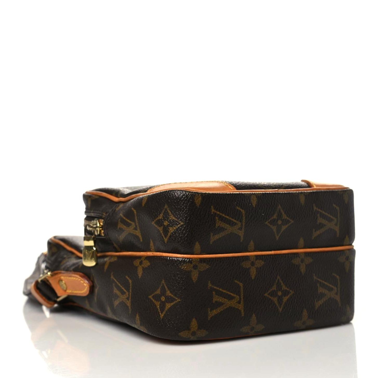 Louis Vuitton Monogram Amazone 3 of 11