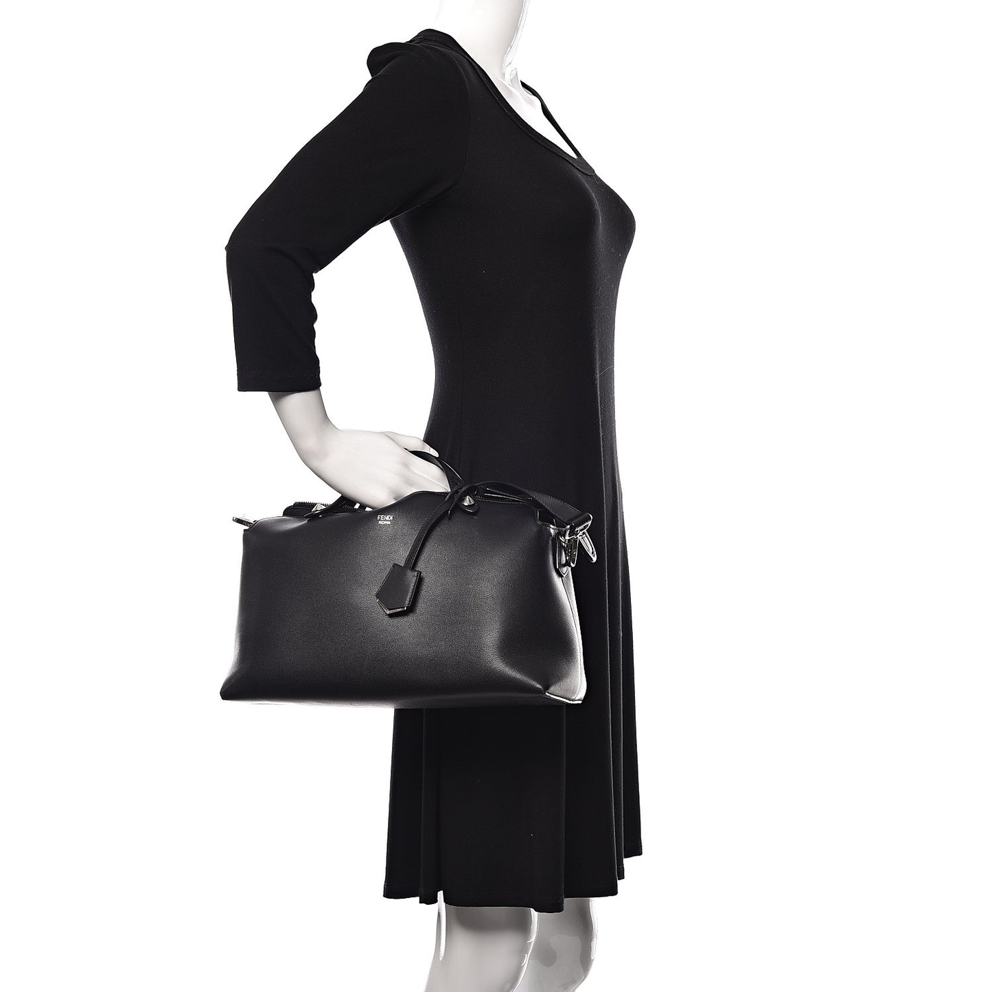 Vitello Dolce Marmol Large By The Way Boston Bag Black