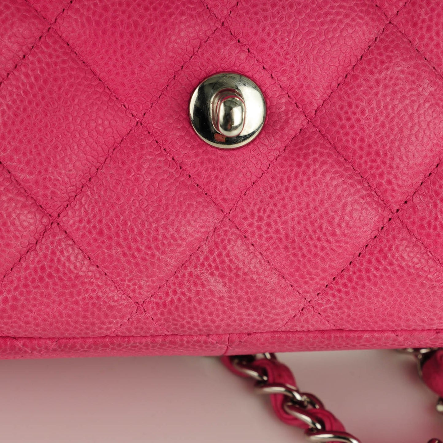 Iridescent Caviar Quilted Jumbo Double Flap Pink