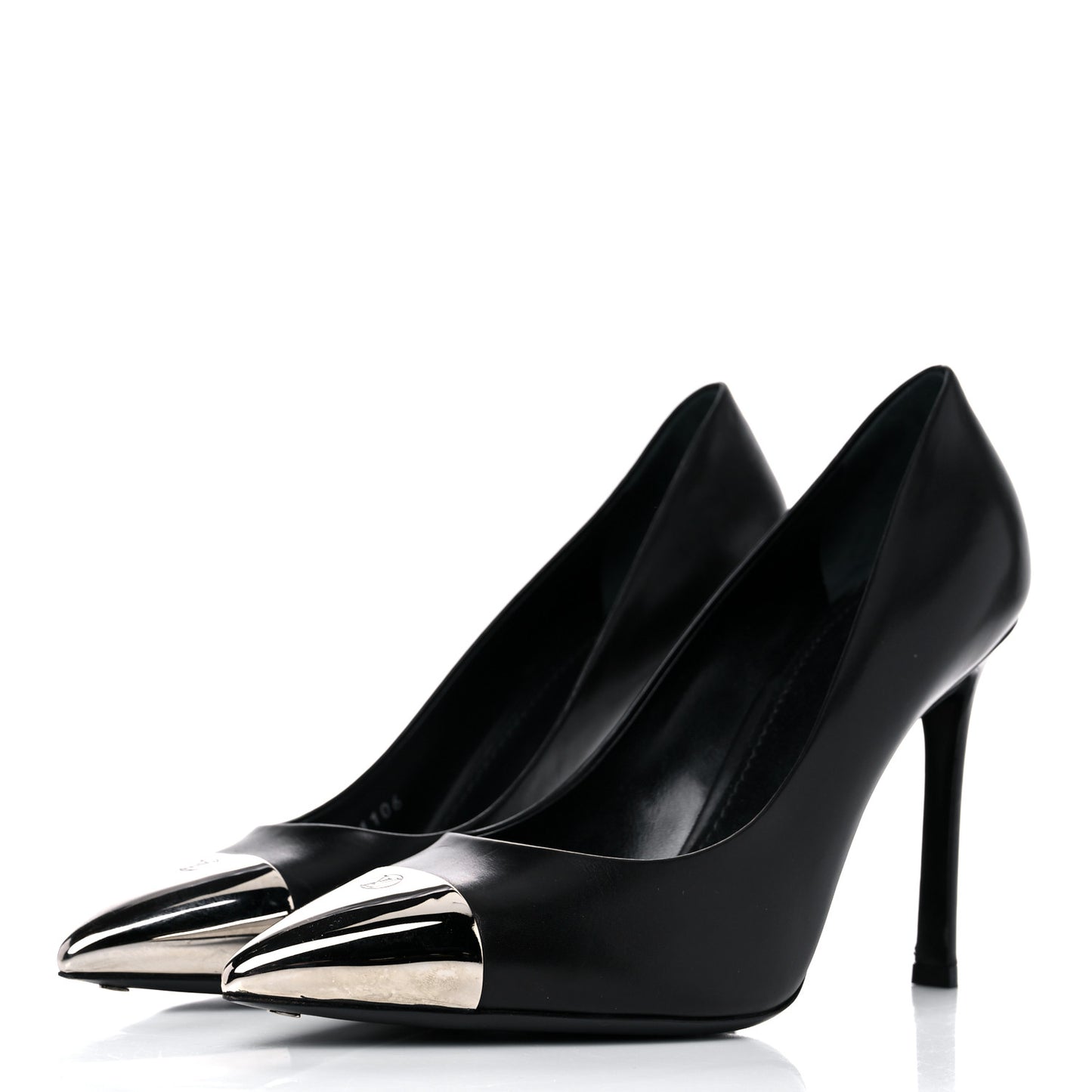 Calfskin Urban Twist Pumps 40 Black