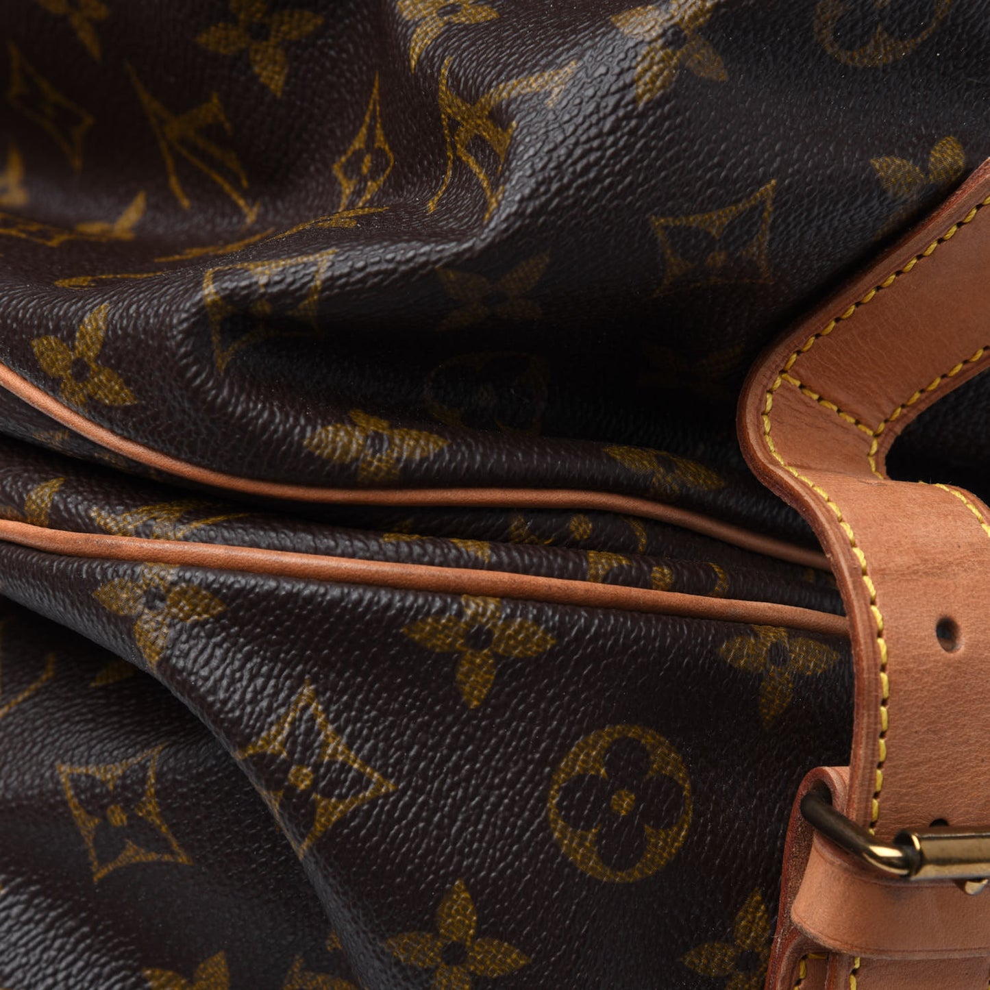 Monogram Saumur 43