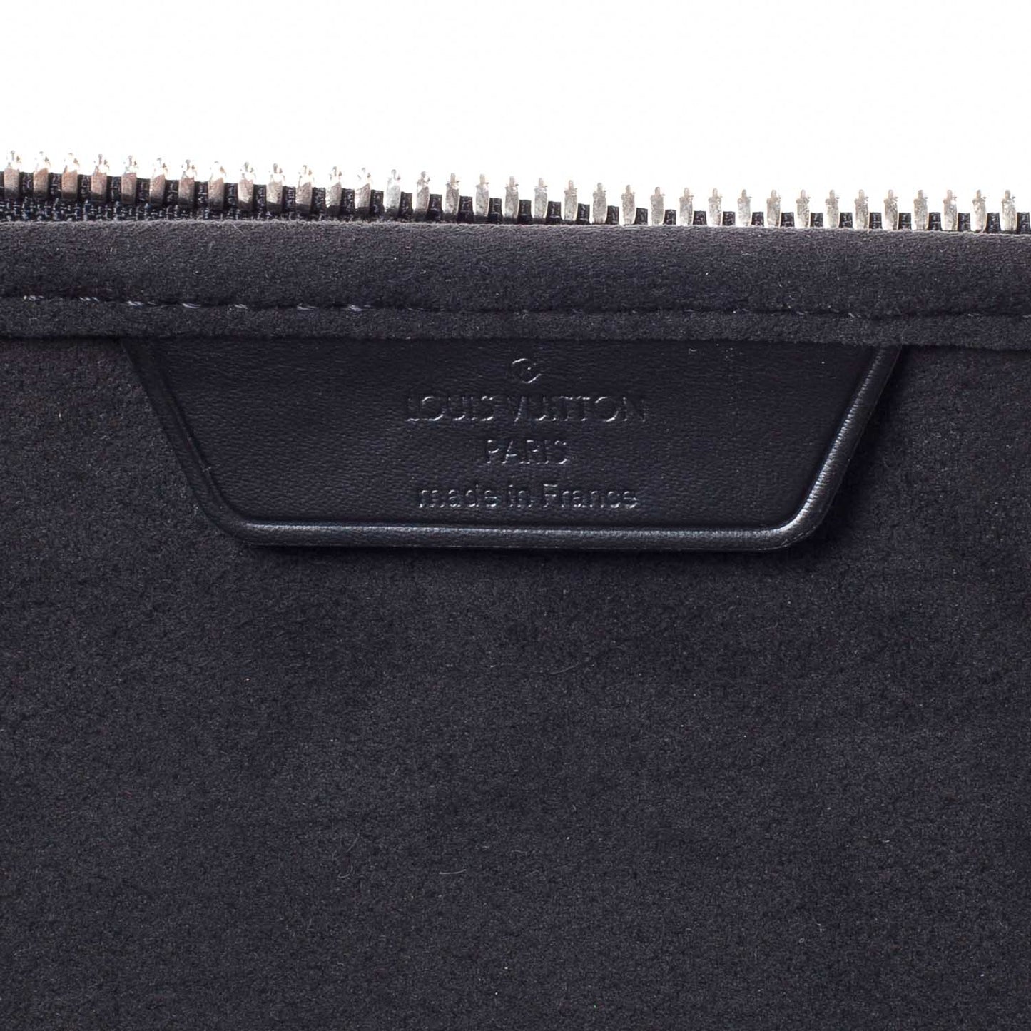 Damier Graphite 15 in Laptop Sleeve
