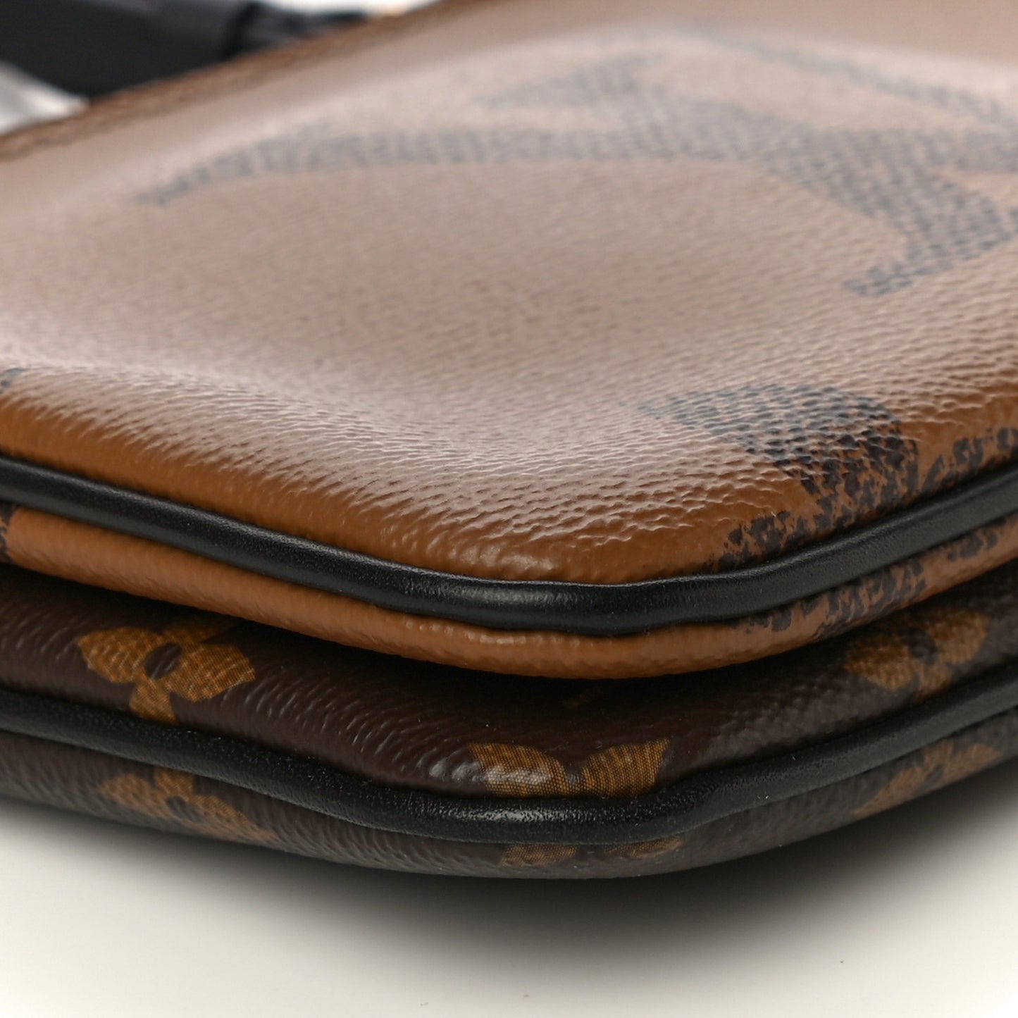 Reverse Monogram Giant Double Zip Pochette