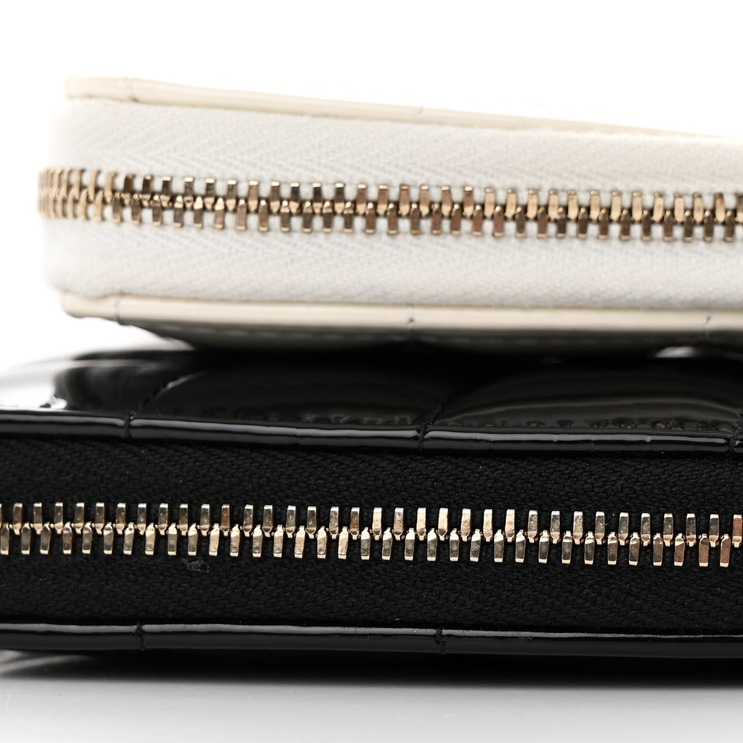 Patent Calfskin Resin Quilted CC Heart Clutch With Chain Black