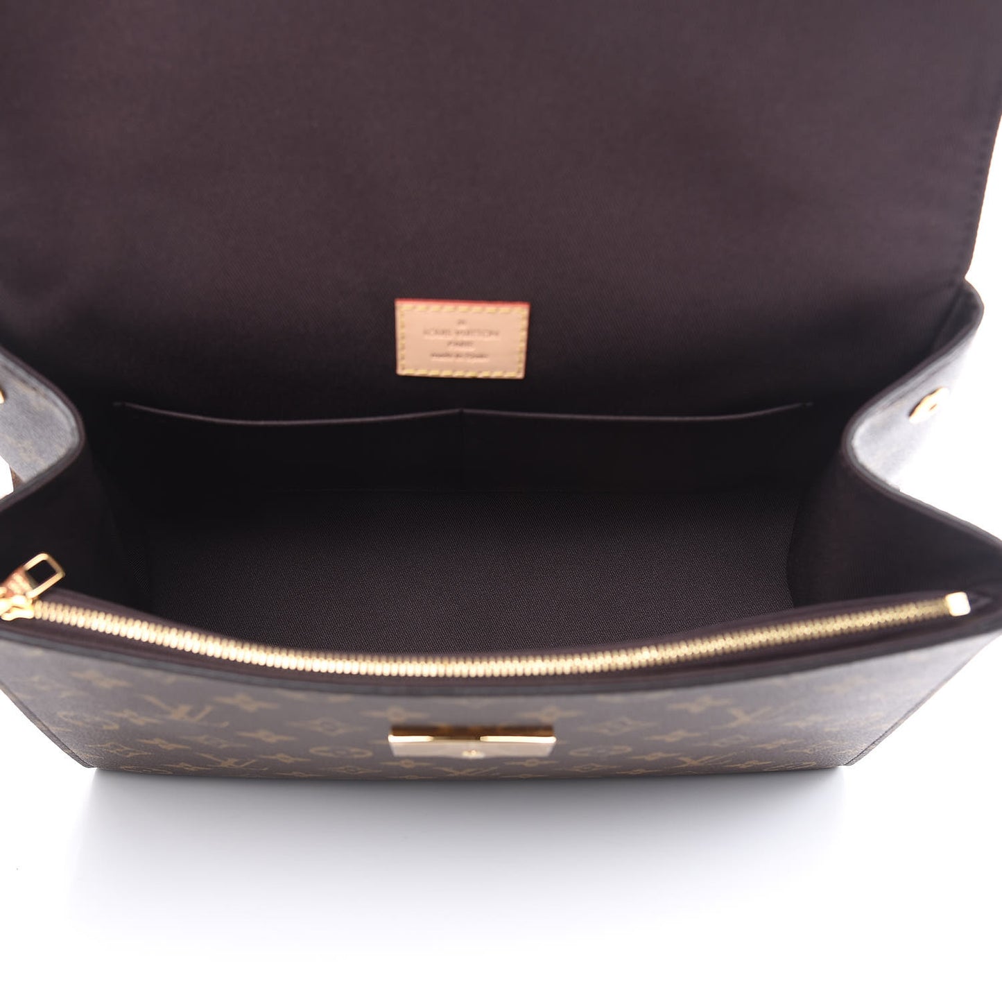 Monogram Cluny MM Papyrus Creme