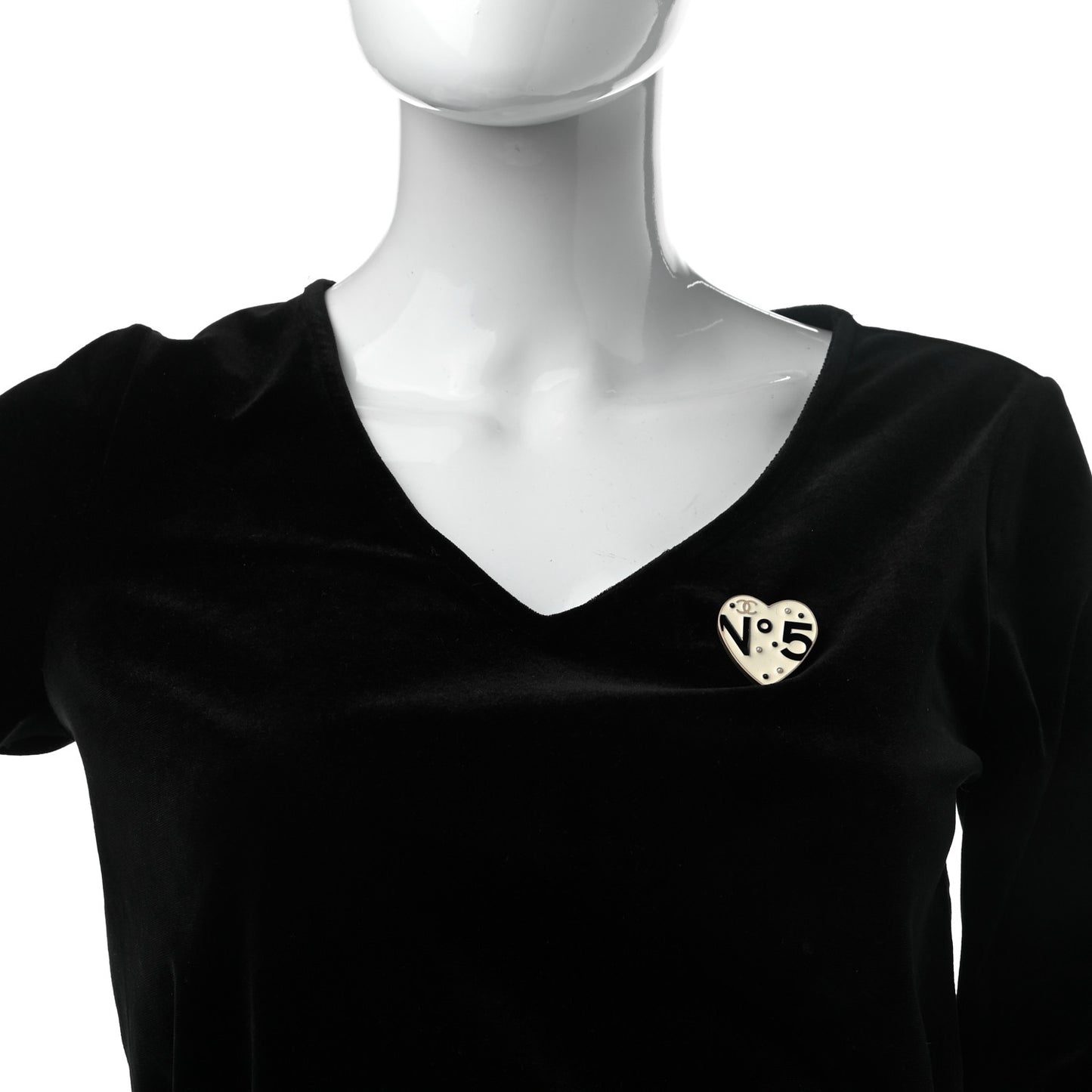 Resin Pearl CC Heart Brooch Ivory Black