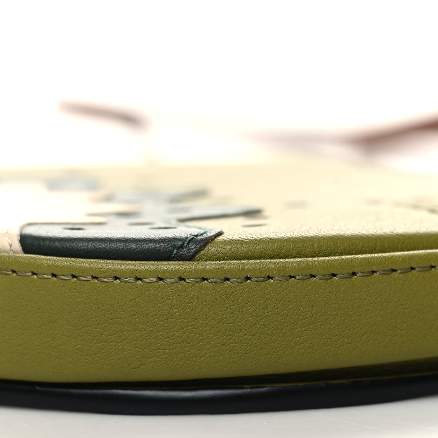 Loewe Calfskin Kiwi Small Heel Bag Pequena Verde 11 of 11