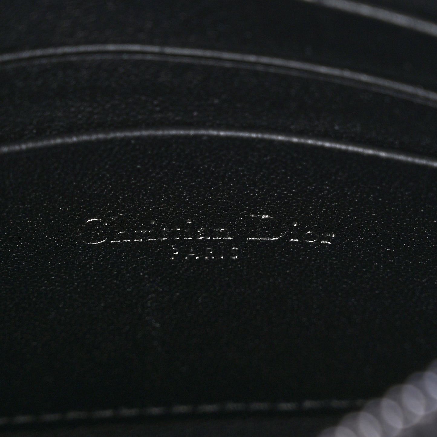 Calfskin Macrocannage Diamond Caro Zipped Pouch With Chain Black