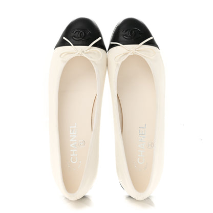 Chanel Lambskin Cap Toe CC Ballerina Flats 38.5 White Black 2 of 10