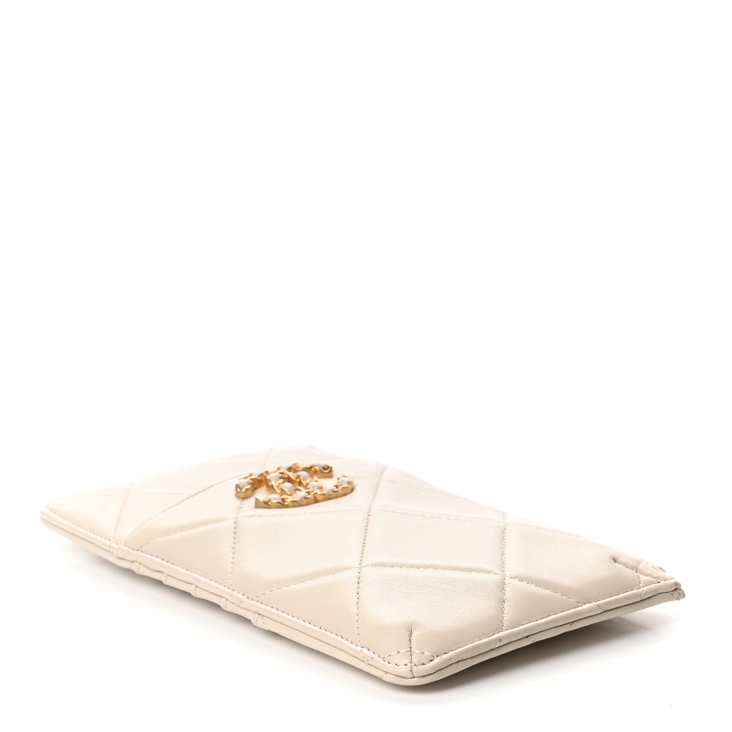 Shiny Goatskin Quilted Chanel 19 Flat Wallet Pouch Light Beige