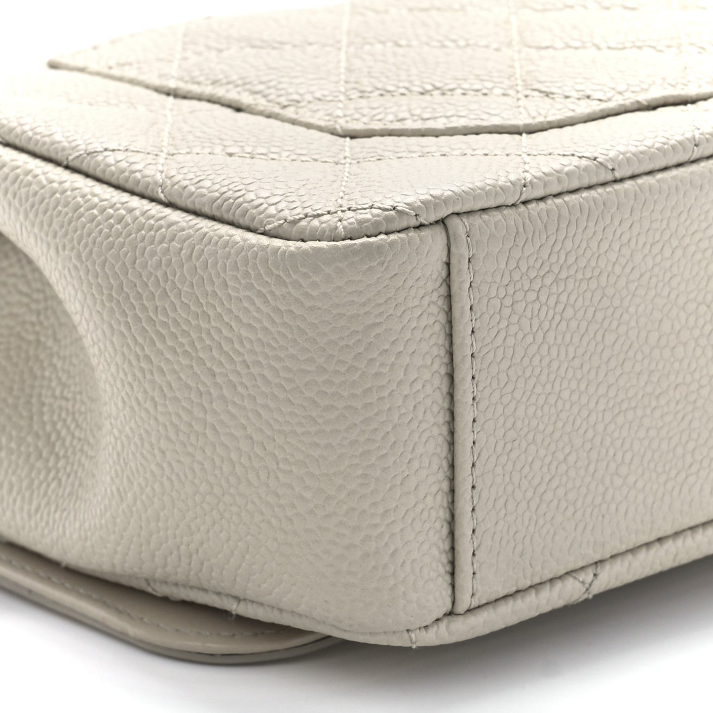 Caviar Quilted Small CC Filigree Flap Light Beige