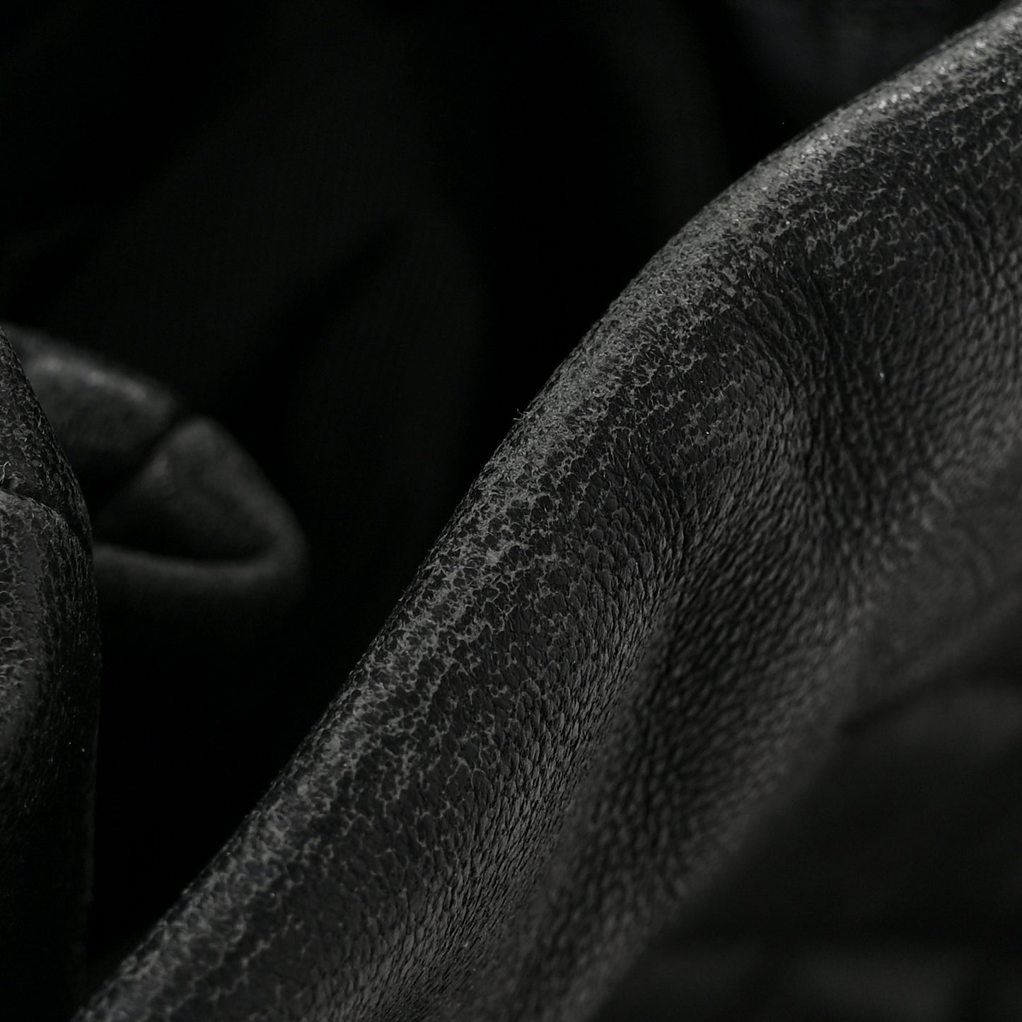 Lambskin Quilted CC Chain Bucket Bag Black Black