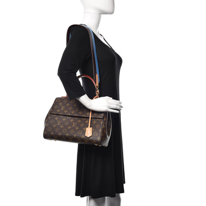 Louis Vuitton Monogram Cluny MM Blue Glacial 2 of 9