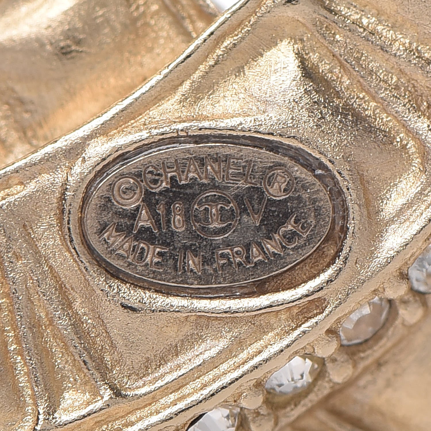 Chanel Baguette Crystal CC Brooch Gold 4 of 4