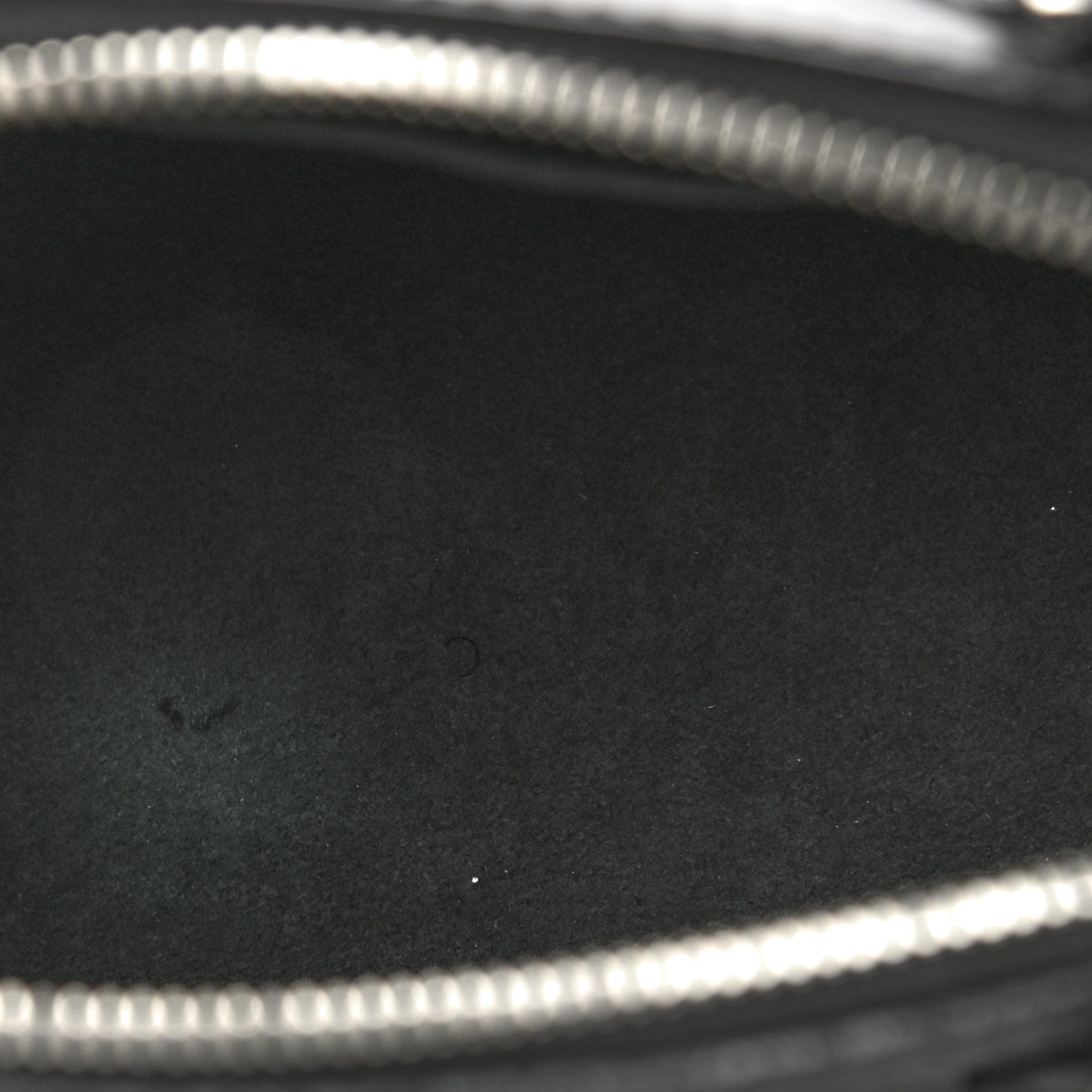 Louis Vuitton Epi Alma BB Black 6 of 13