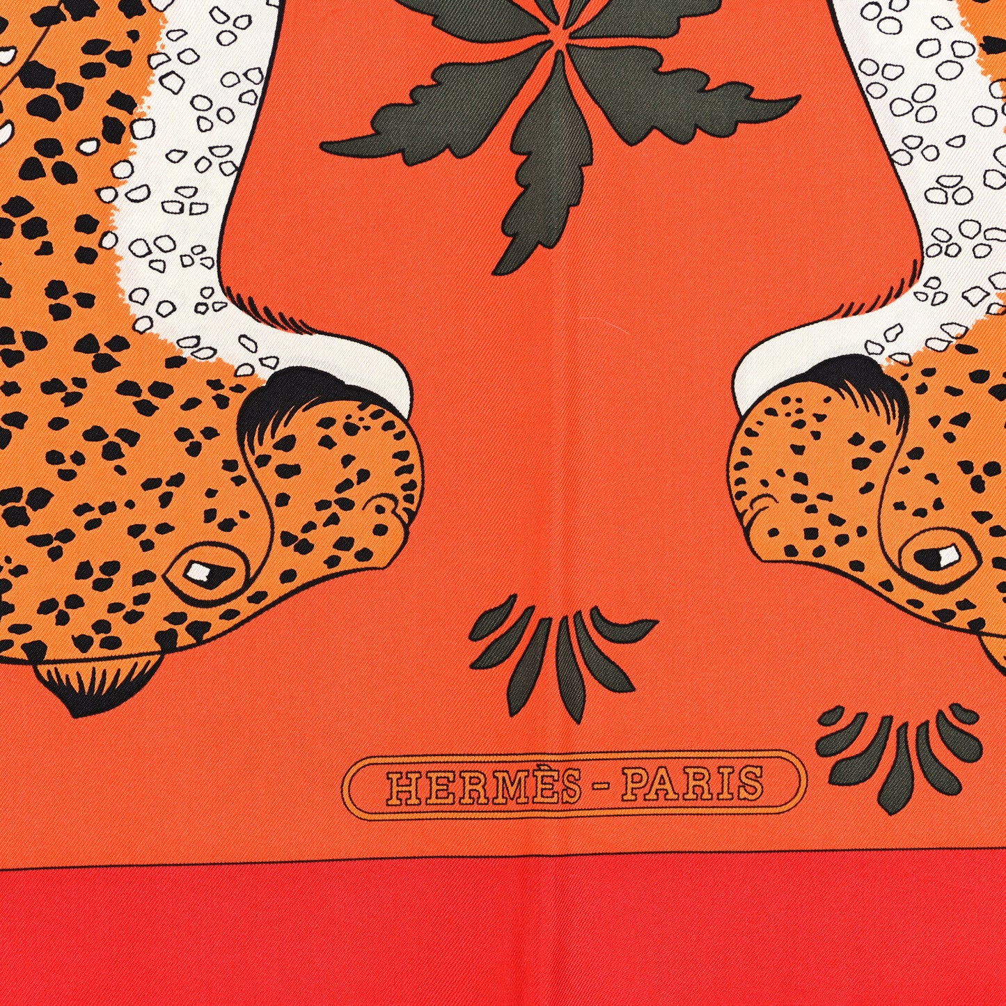 Silk Les Leopards Scarf 90 Orange Abricot Vert