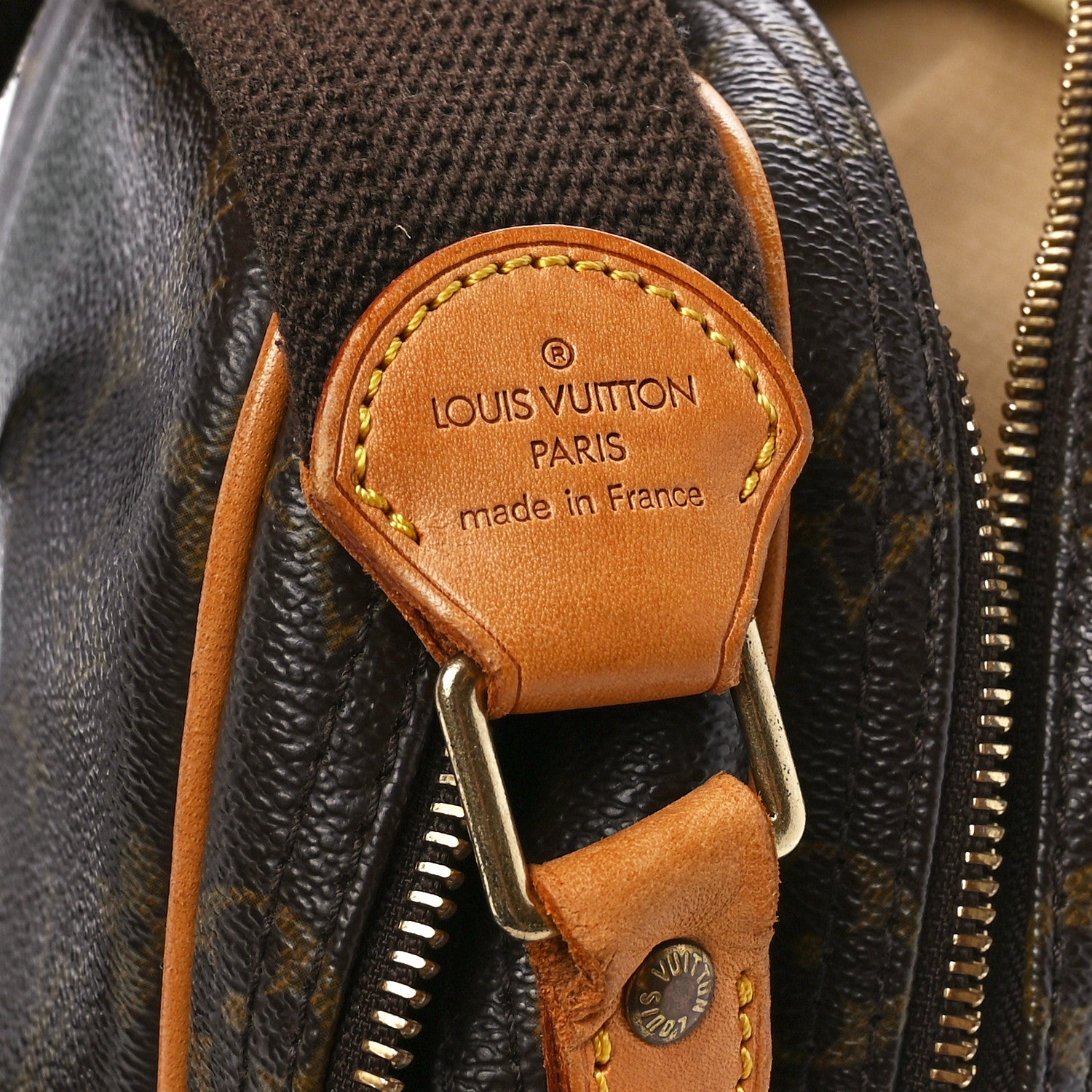 Louis Vuitton Monogram Reporter PM 6 of 11