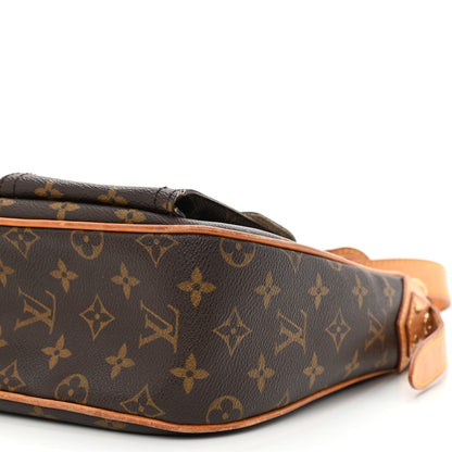 Louis Vuitton Monogram Hudson GM 10 of 12