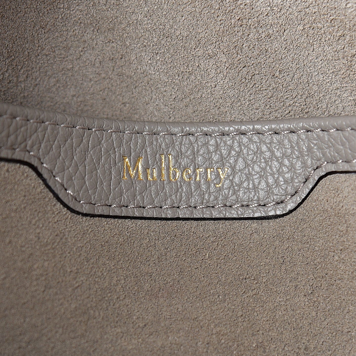Small Classic Grain Calfskin Leighton Grey