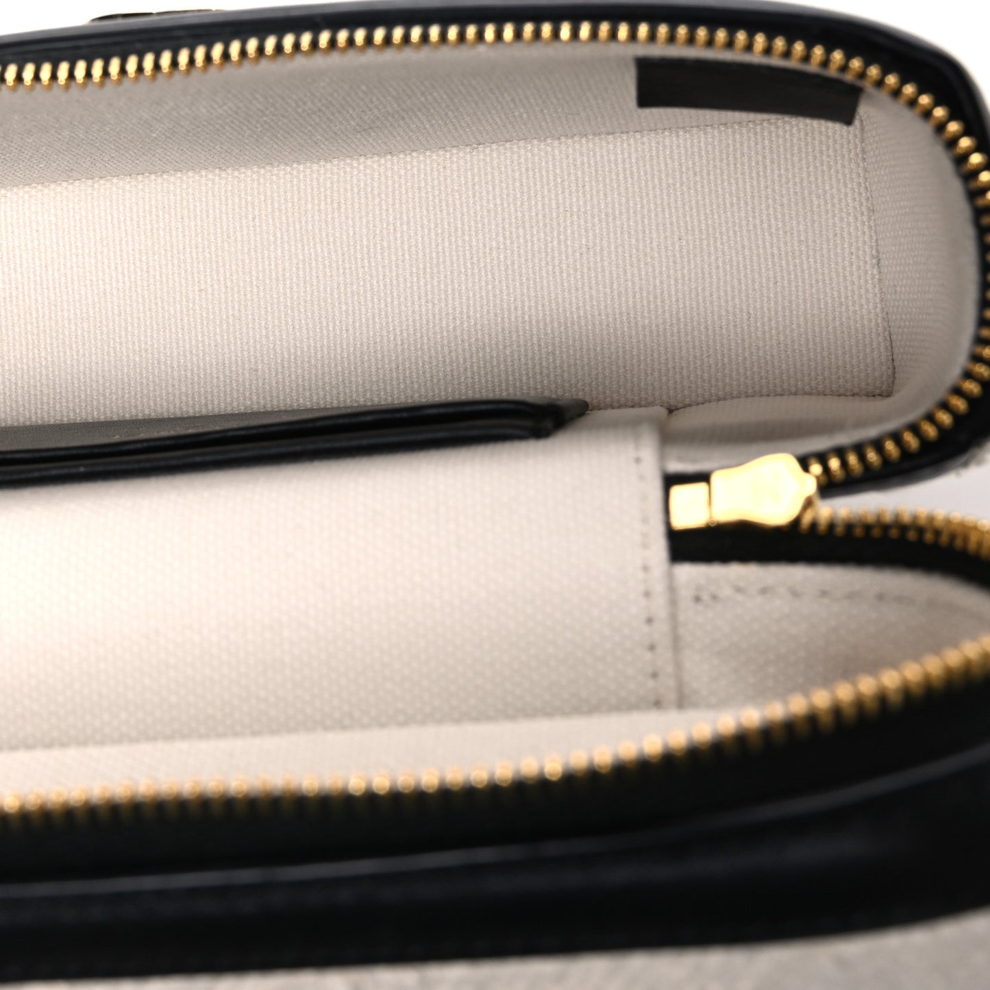 Boucle Calfskin Top Handle Slim Vanity Case With Chain Ecru Black