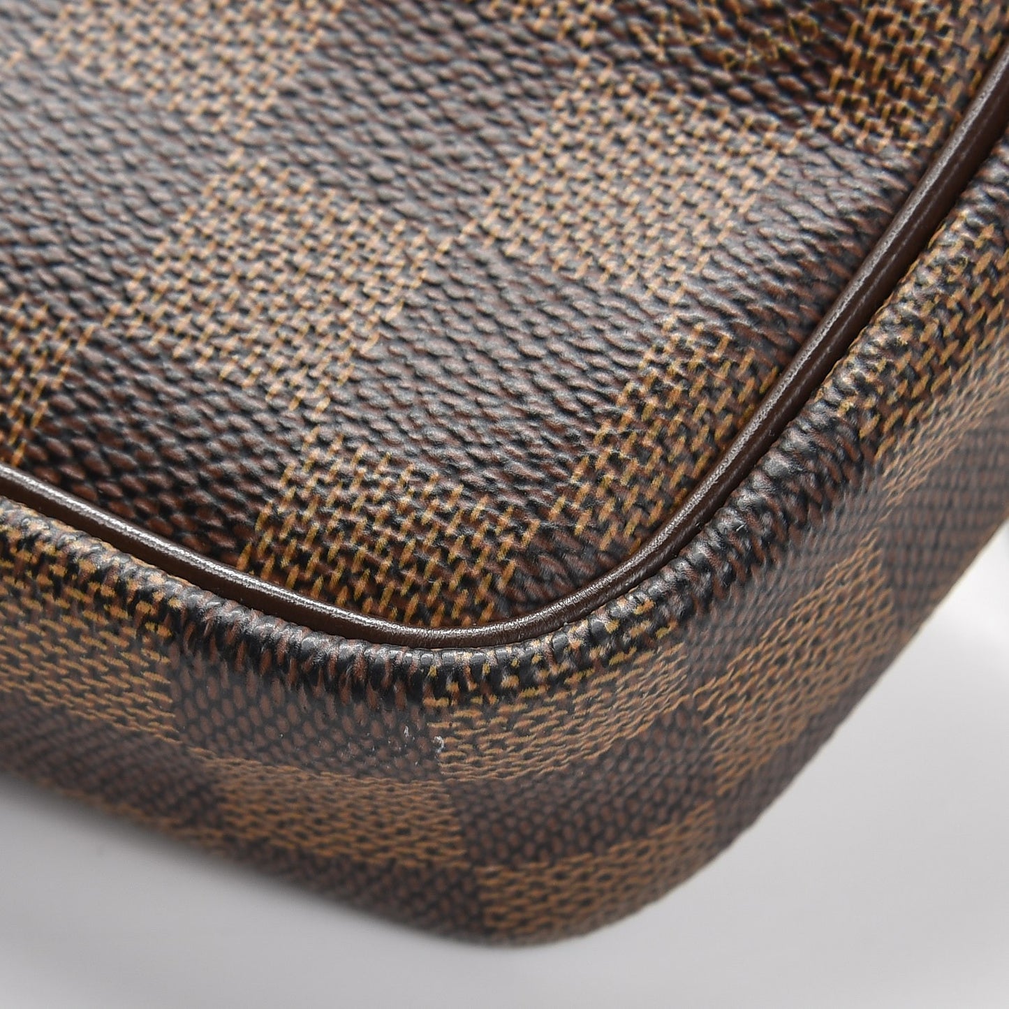 Damier Ebene Pochette Billets Macao