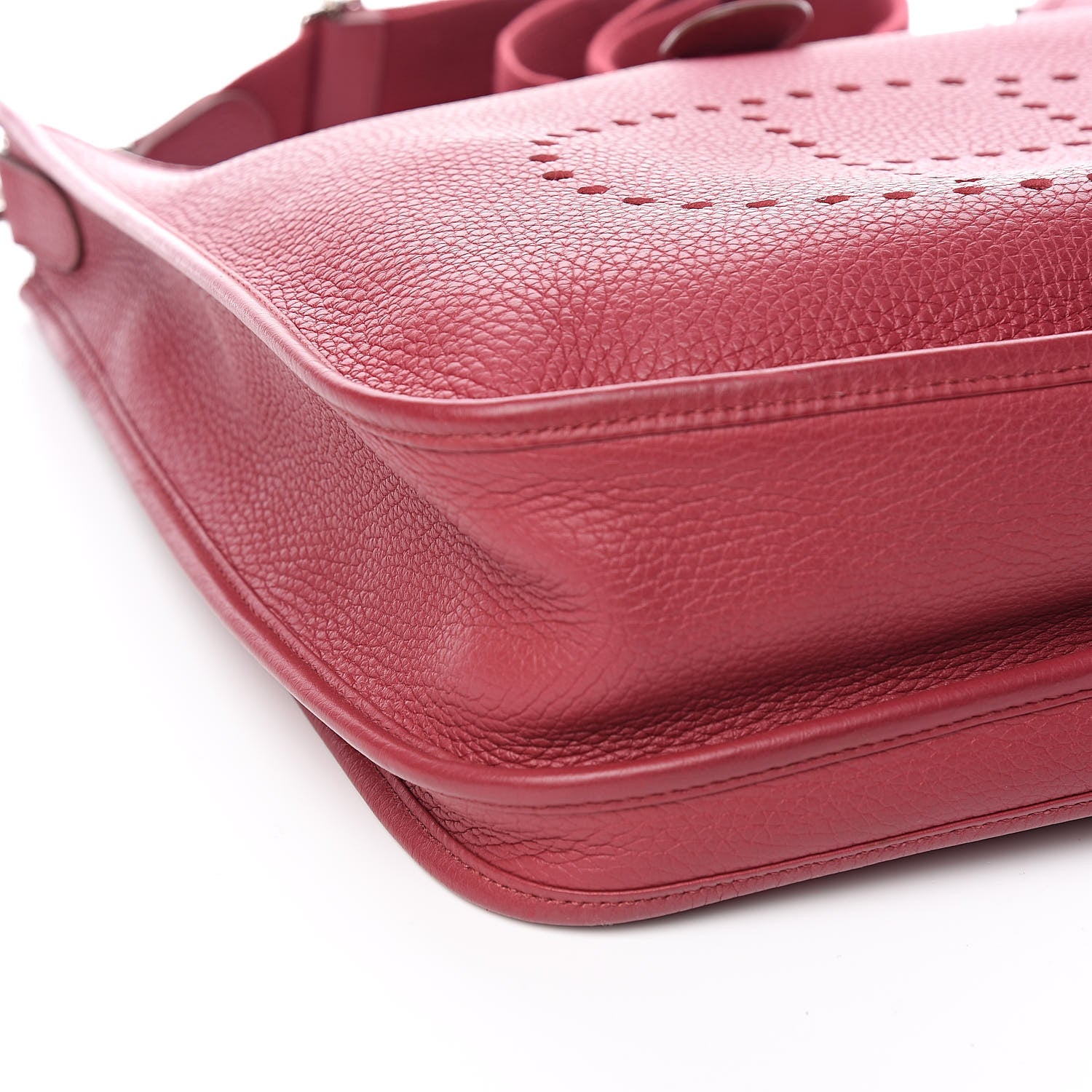 Hermes Taurillon Clemence Evelyne III GM Rubis 9 of 12