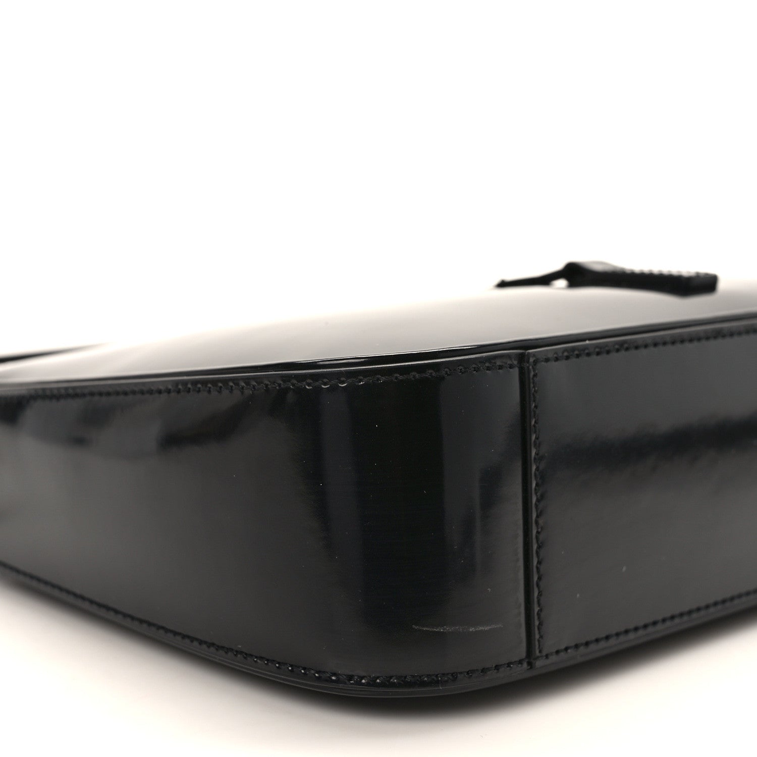 Saint Laurent Patent Le 5 A 7 Monochrome Hobo Black 8 of 11