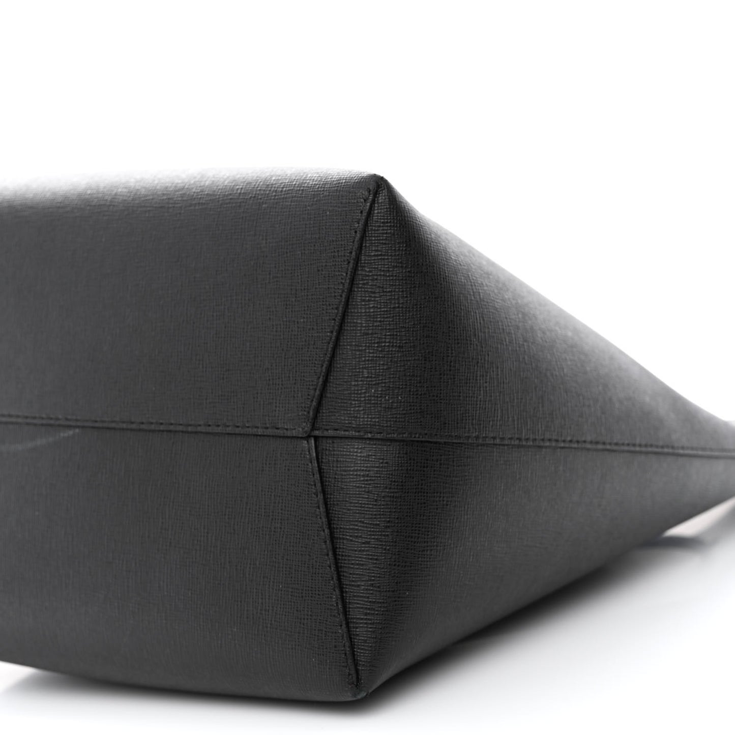 Saffiano Bucket Bag Black Flamma